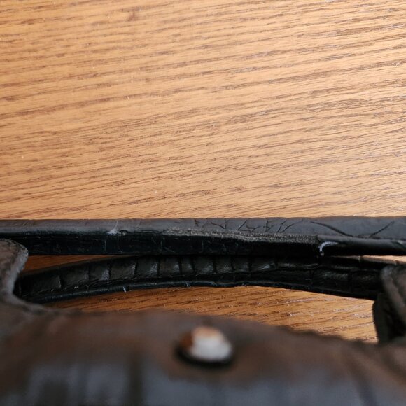 FORTUNA VALENTINO BLACK GENUINE PEBBLED LEATHER  HAND SHOULDER CROSSBODY BAG - Picture 12 of 12